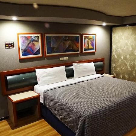 Hotel Oslo Meksyk Zewnętrze zdjęcie