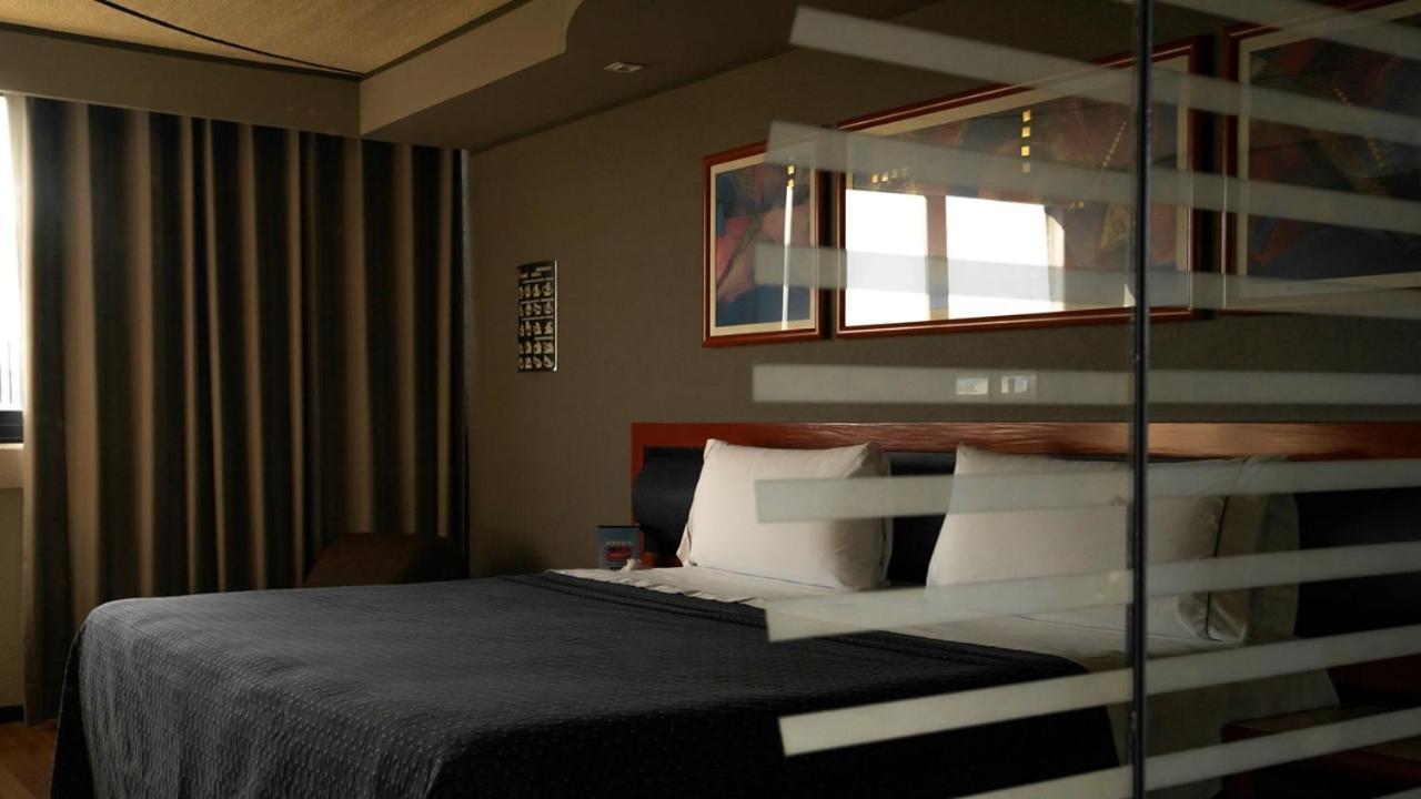 Hotel Oslo Meksyk Zewnętrze zdjęcie