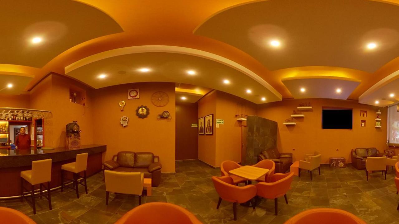 Hotel Oslo Meksyk Zewnętrze zdjęcie