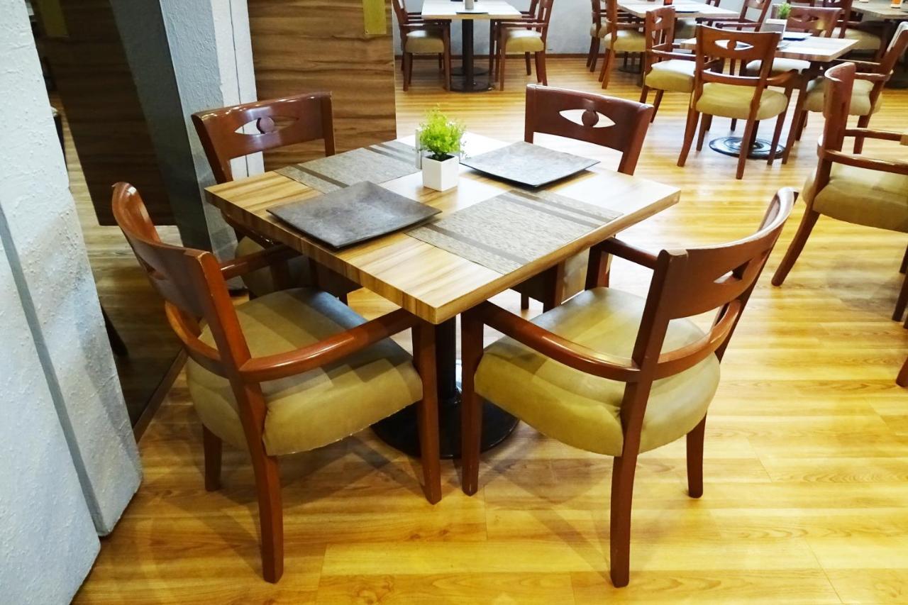 Hotel Oslo Meksyk Zewnętrze zdjęcie