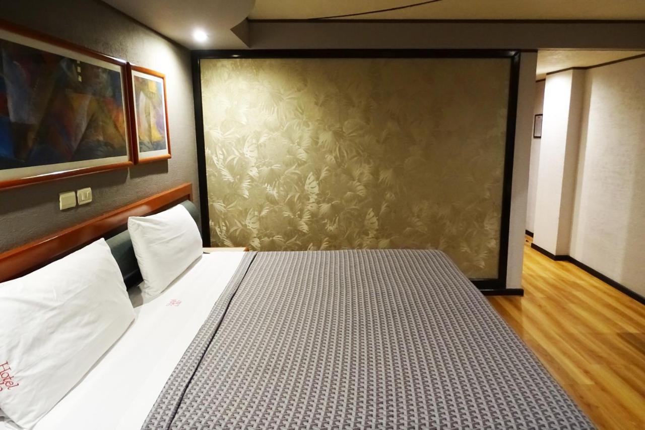 Hotel Oslo Meksyk Zewnętrze zdjęcie